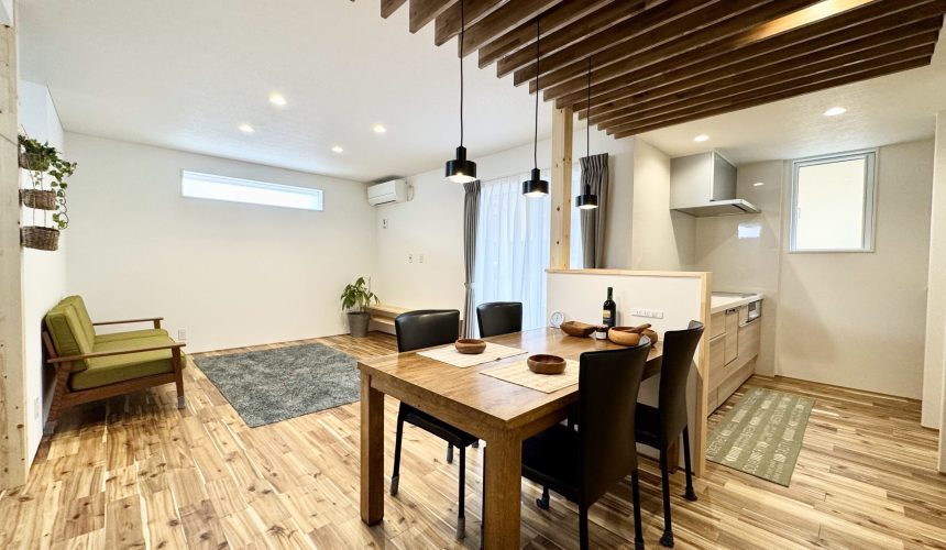 ﾀﾞｲﾆﾝｸﾞｷｯﾁﾝ＋ﾘﾋﾞﾝｸﾞ